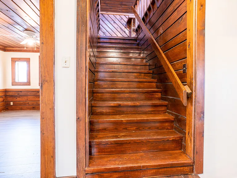 919 Franklin St — Photo 16