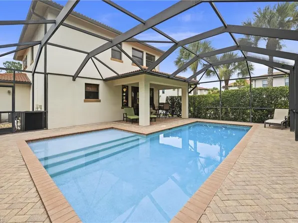 1224 Manado DR, NAPLES, FL 34113
