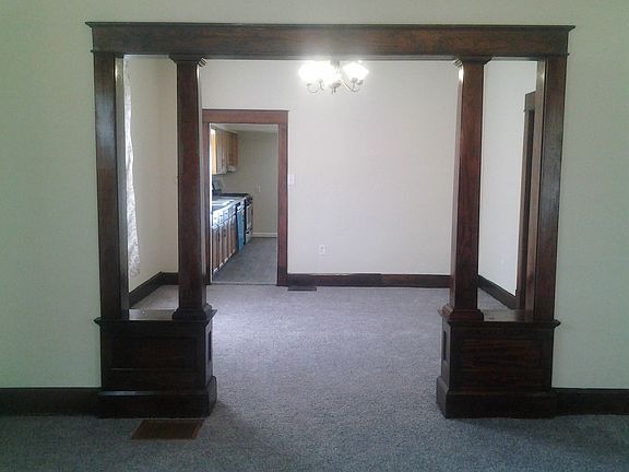 Large living & dining rooms