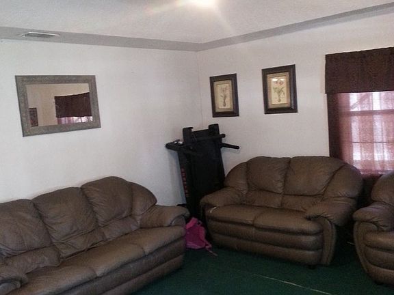 3rd image of 435 N Bernal Dr