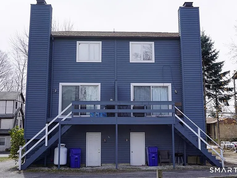 19 Wadhams Ave — Photo 10