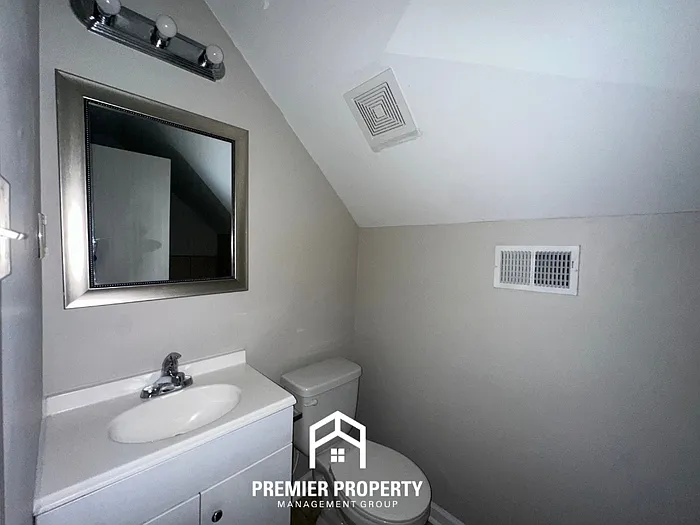 3248 Bluemont Dr — Photo 15