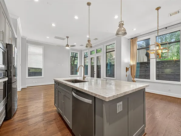 11012 Avenue Malkenu, Houston, TX 77043