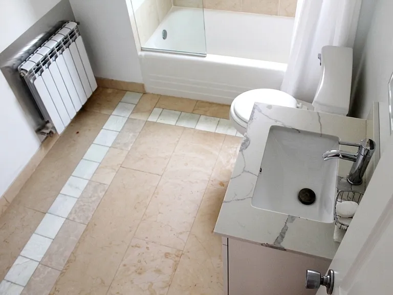 499 Victor St #2 — Photo 9