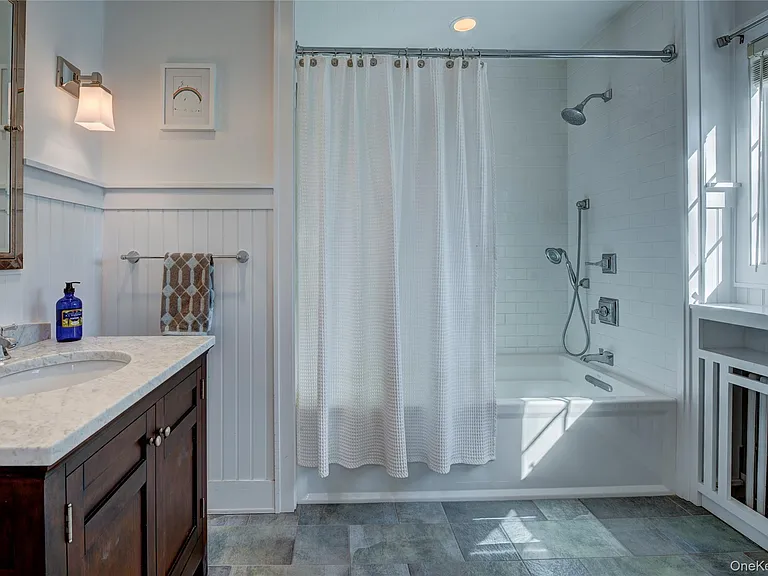 5650 N Bayview Rd — Photo 10