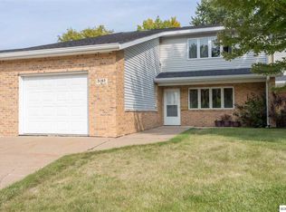 3165 Foothill Ct UNIT G, Dubuque, IA 52001