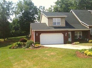 244 Saint Andrews Dr, Bristol, VA 24202