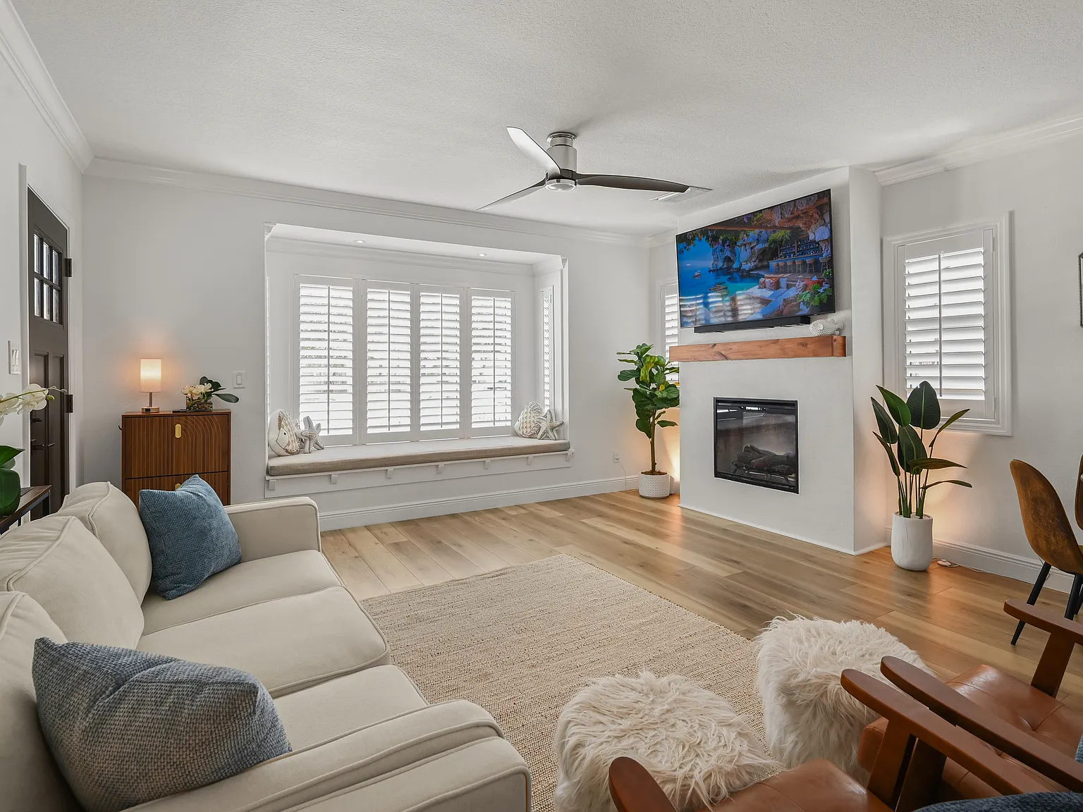 3 bed, 1600 sqft, $4,200 — Photo 4