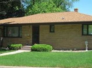 3035 Lindale St, Dubuque, IA 52001