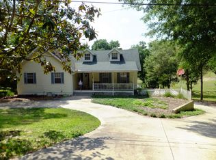 2792 Oak Rd, Deland, FL 32720