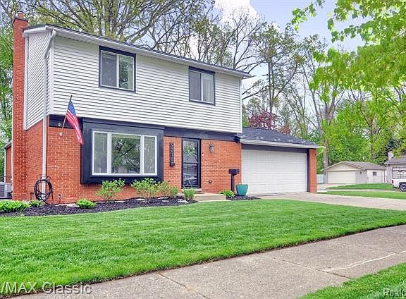 2nd image of 9218 Tavistock Dr