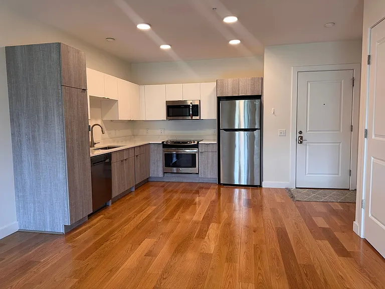 69 Etna Rd #108 — Photo 4