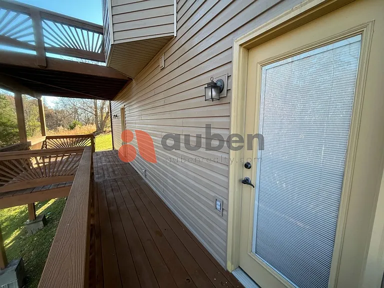 7302 Klingler Ln — Photo 20