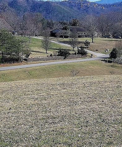 2nd image of S Dorset Ln