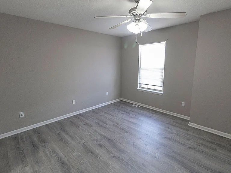 3927 Snowy Owl Dr — Photo 20
