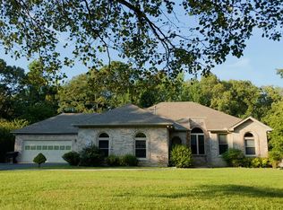 204 Ashley Ct, Tullahoma, TN 37388