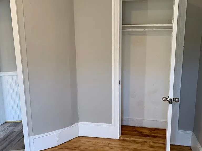 135 Lafayette Sq — Photo 15