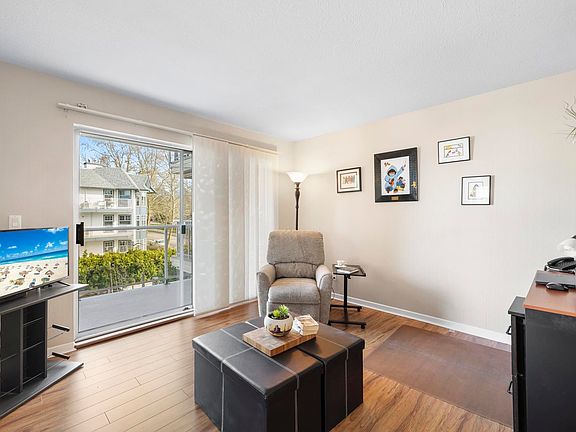 5th image of 22611 116th Ave #208