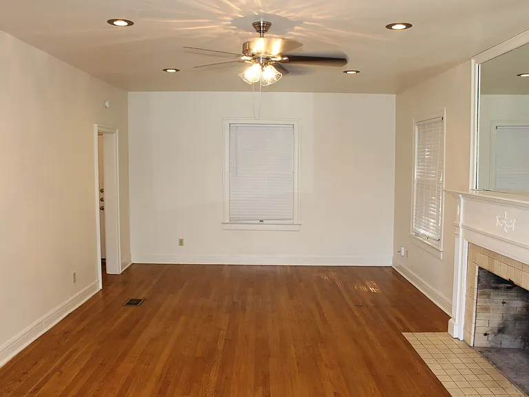 2309 Shoal Creek Blvd — Photo 7