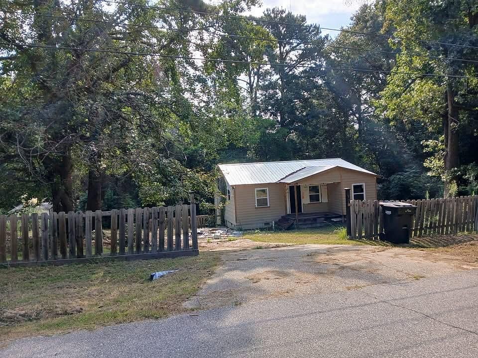 1st image of 812 Winall Dr