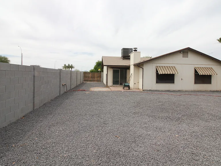 505 N Laveen Dr — Photo 22