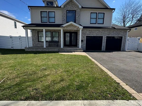 1903 Bergen Street, Bellmore, NY 11710