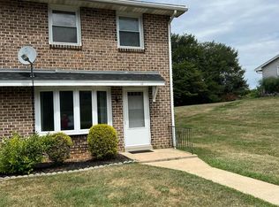 1-11 Robin Dr #9, Carlisle, PA 17015