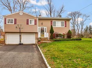71 Mitchell Ave, Piscataway, NJ 08854