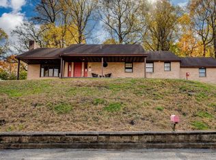 15 Bare Ave, Reading, PA 19607