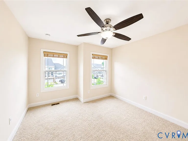 5421 Hickory Ann Dr — Photo 41