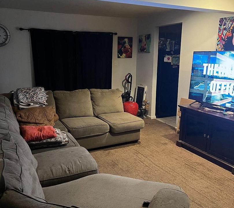 2nd image of 105 Berkshire Rd