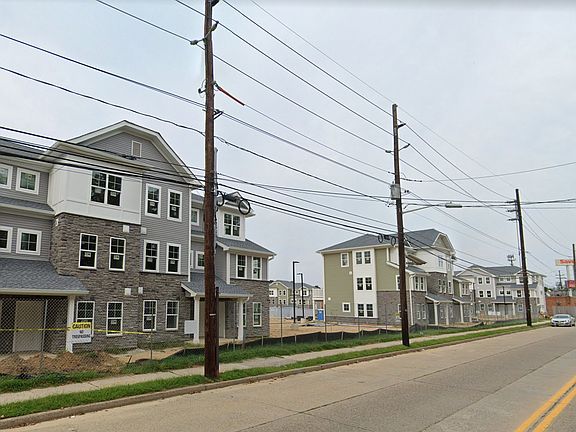 3rd image of 3911 Federal St #9663