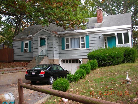 3rd image of 693 East St