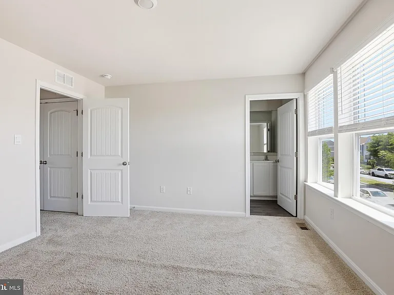 521 Ridgely Blvd — Photo 19