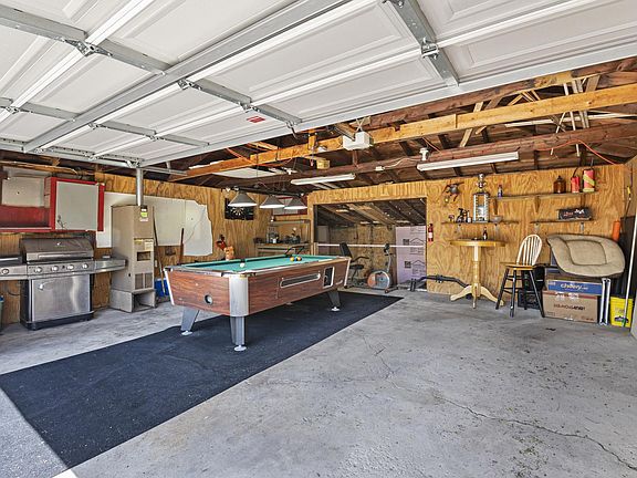 5th image of 1154 Burry Ct