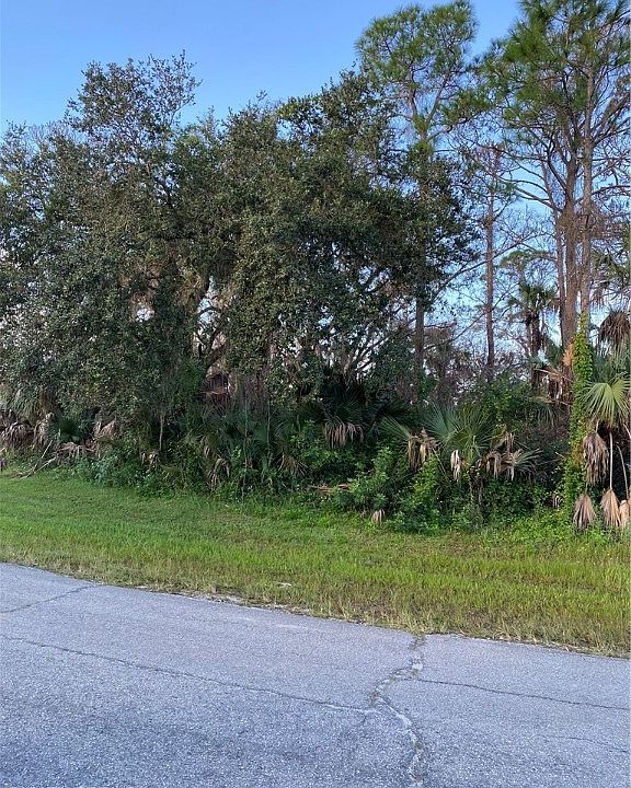 2nd image of E Benbow Cir