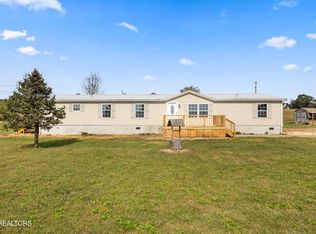 1569 Niles Ferry Rd, Madisonville, TN 37354