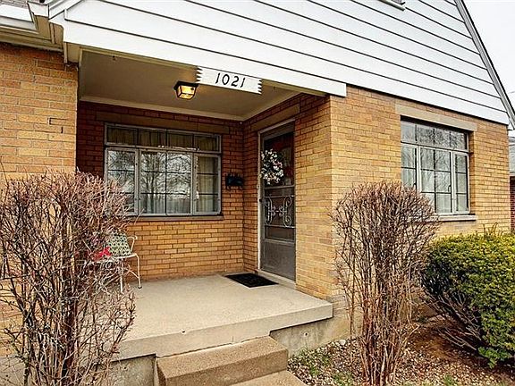 4th image of 1021 Larriwood Ave
