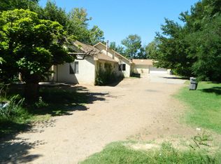 1850 Sadora Rd SW, Albuquerque, NM 87105