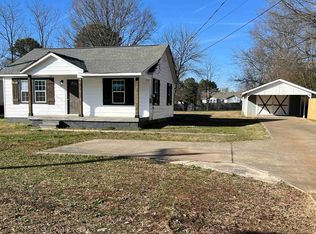 220 W Rasch Rd, Florence, AL 35633