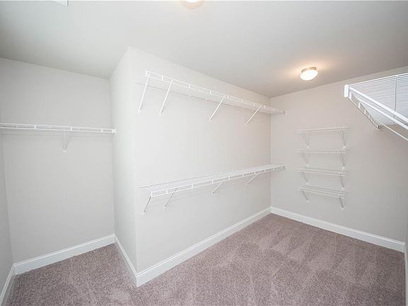 2nd image of 4153 Woodland Park Dr SW