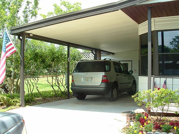 2nd image of 40 Niagara Falls Cir