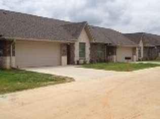 1710 Skidmore Ln, Tyler, TX 75703