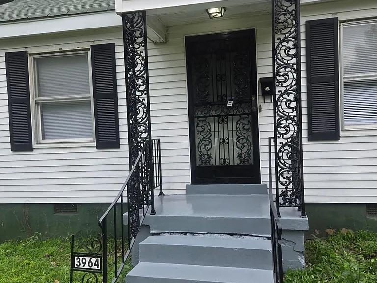 3964 Victor Dr — Photo 2