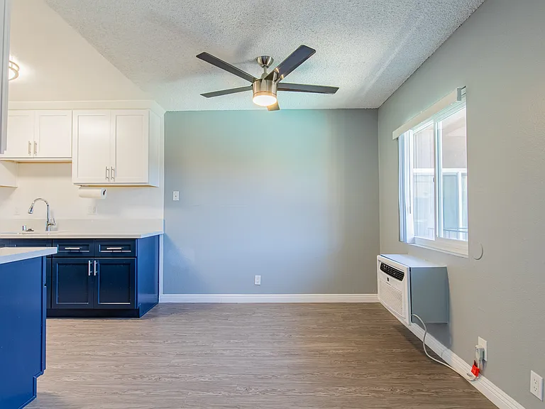 Buena Casa Apartments — Photo 10
