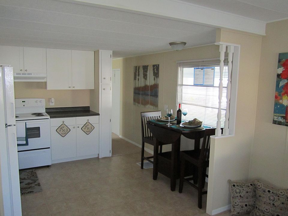 1st image of 463 Dyke Ave