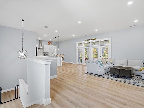 4th image of 4817 Limestone Dr
