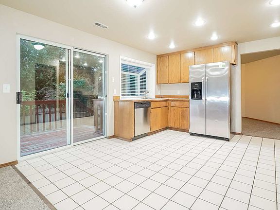 5th image of 4317 Vallejo St