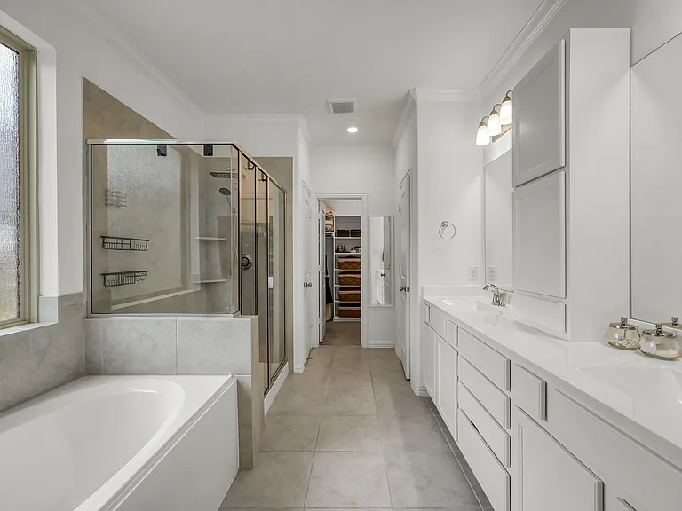 508 Loft Ct — Photo 25
