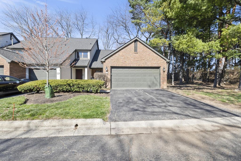Real estate listing image